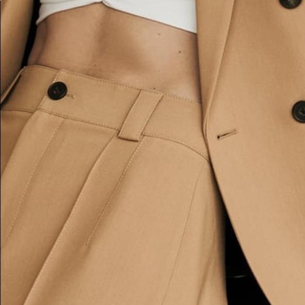 Double breasted blazer + seamed straight leg pants